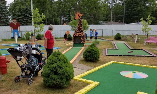 Kooky Miniature Golf - From Web Listing